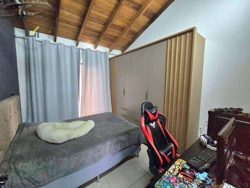 Casa de Condomínio à venda com 4 quartos, 300m² - Foto 10