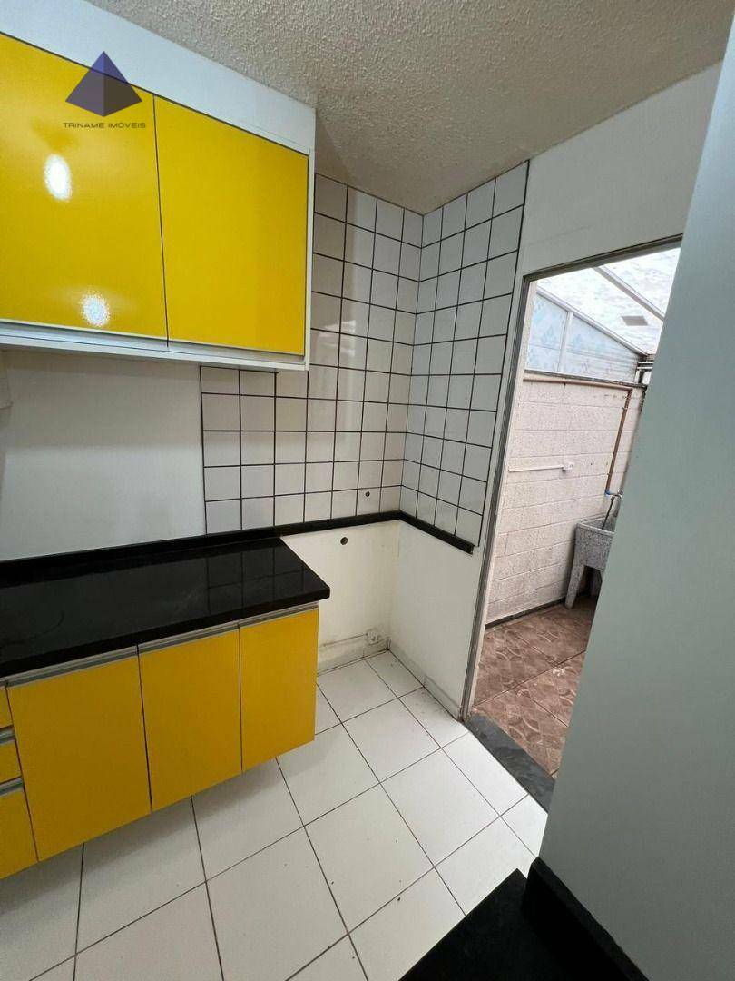 Apartamento à venda com 2 quartos, 58m² - Foto 2