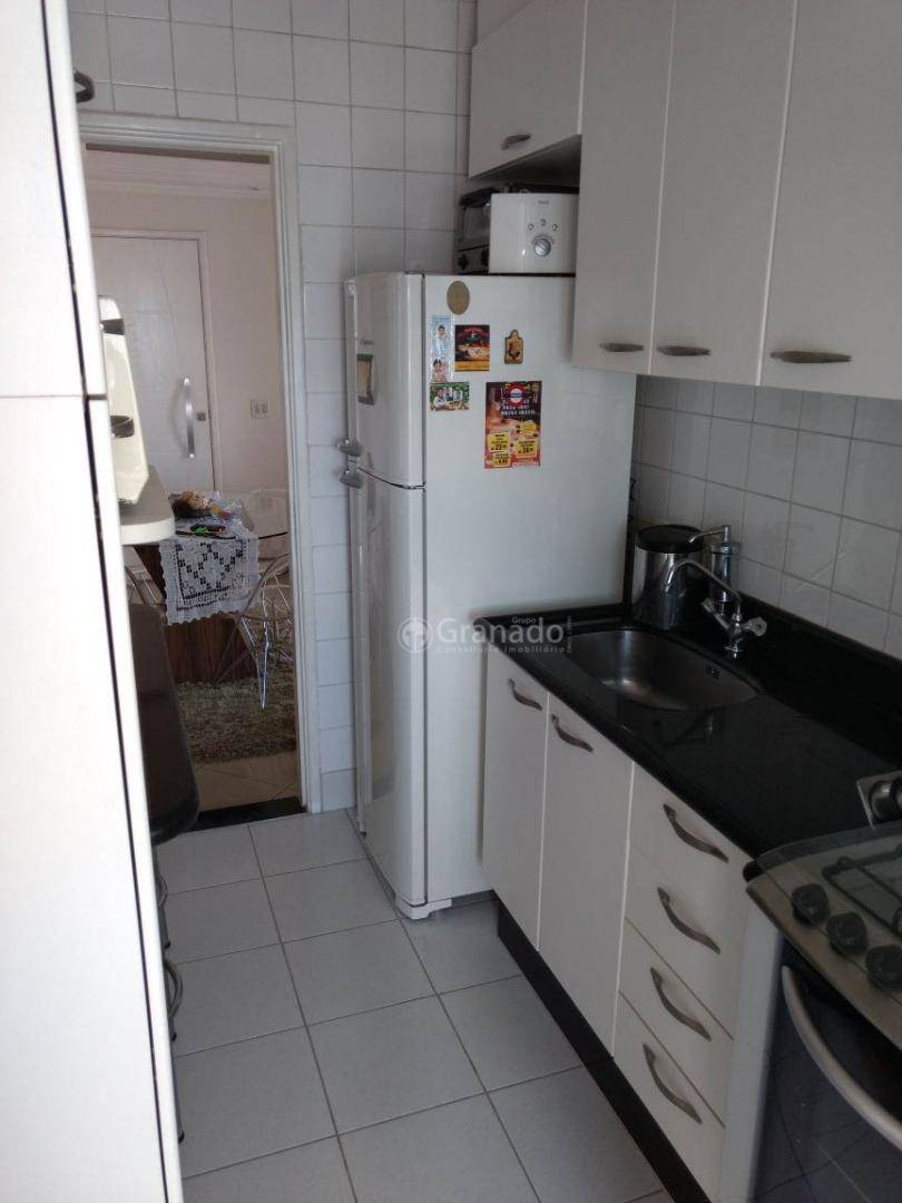 Apartamento à venda com 2 quartos, 50m² - Foto 9