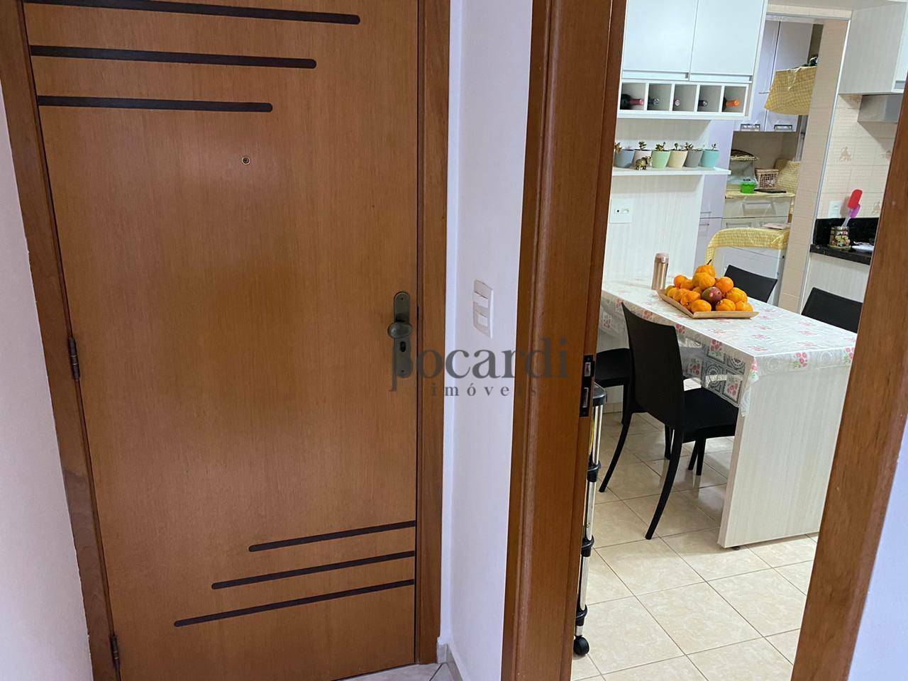 Apartamento à venda com 2 quartos, 100m² - Foto 17