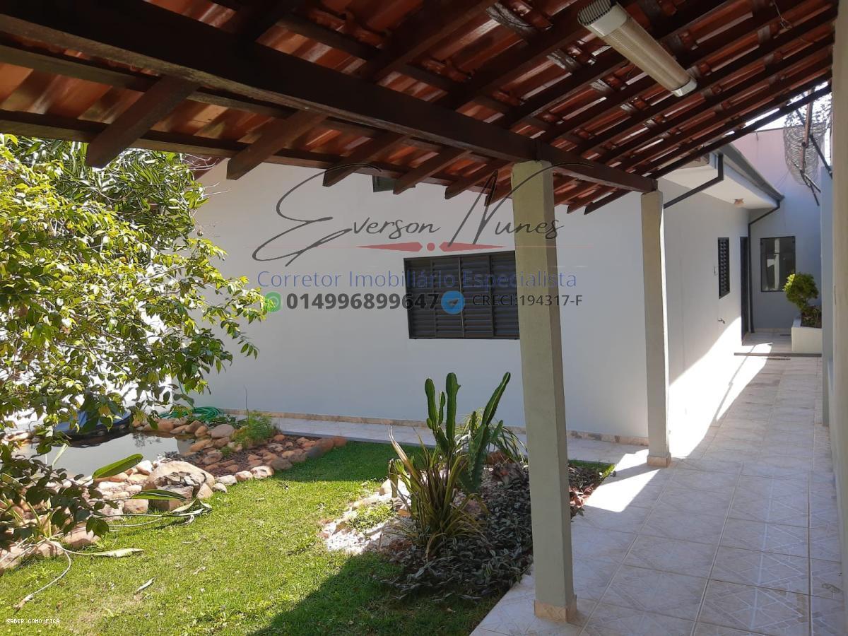 Casa à venda com 3 quartos, 360m² - Foto 16