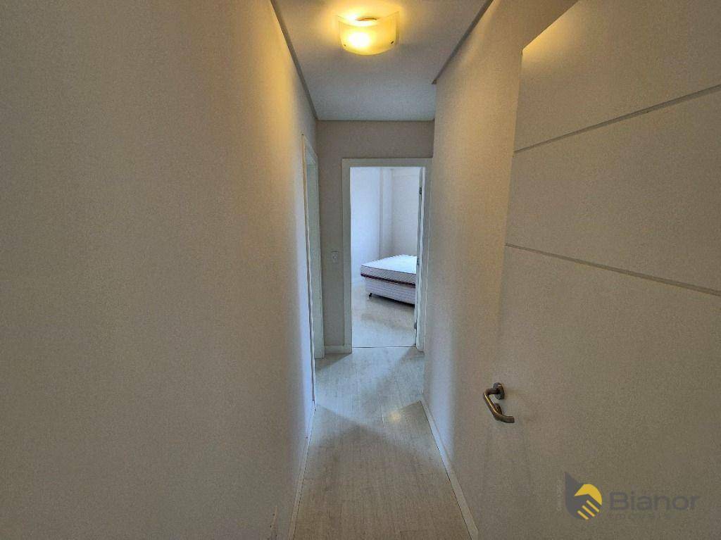 Apartamento à venda com 3 quartos, 110m² - Foto 18