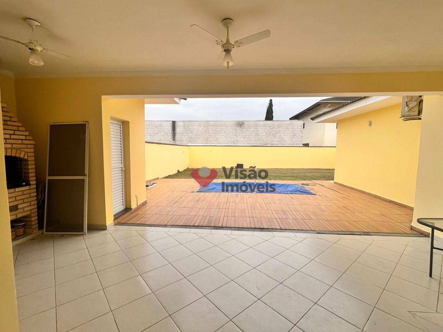 Casa à venda com 3 quartos, 220m² - Foto 7