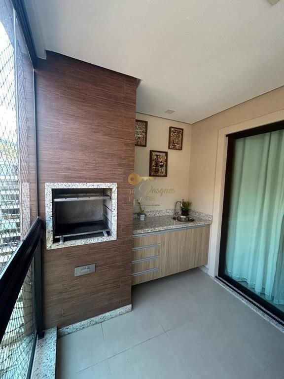 Apartamento à venda com 3 quartos, 125m² - Foto 8