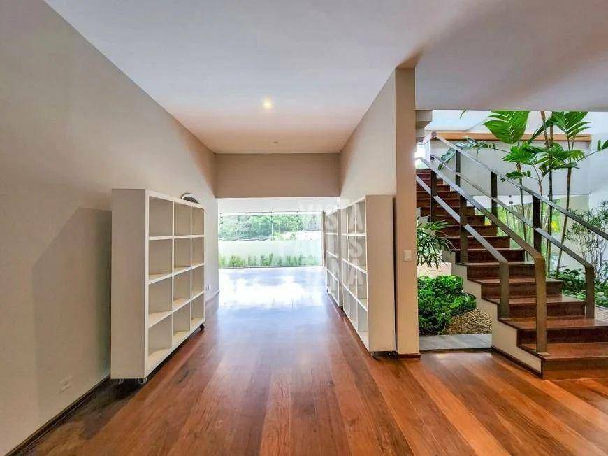 Casa à venda e aluguel com 5 quartos, 730m² - Foto 7