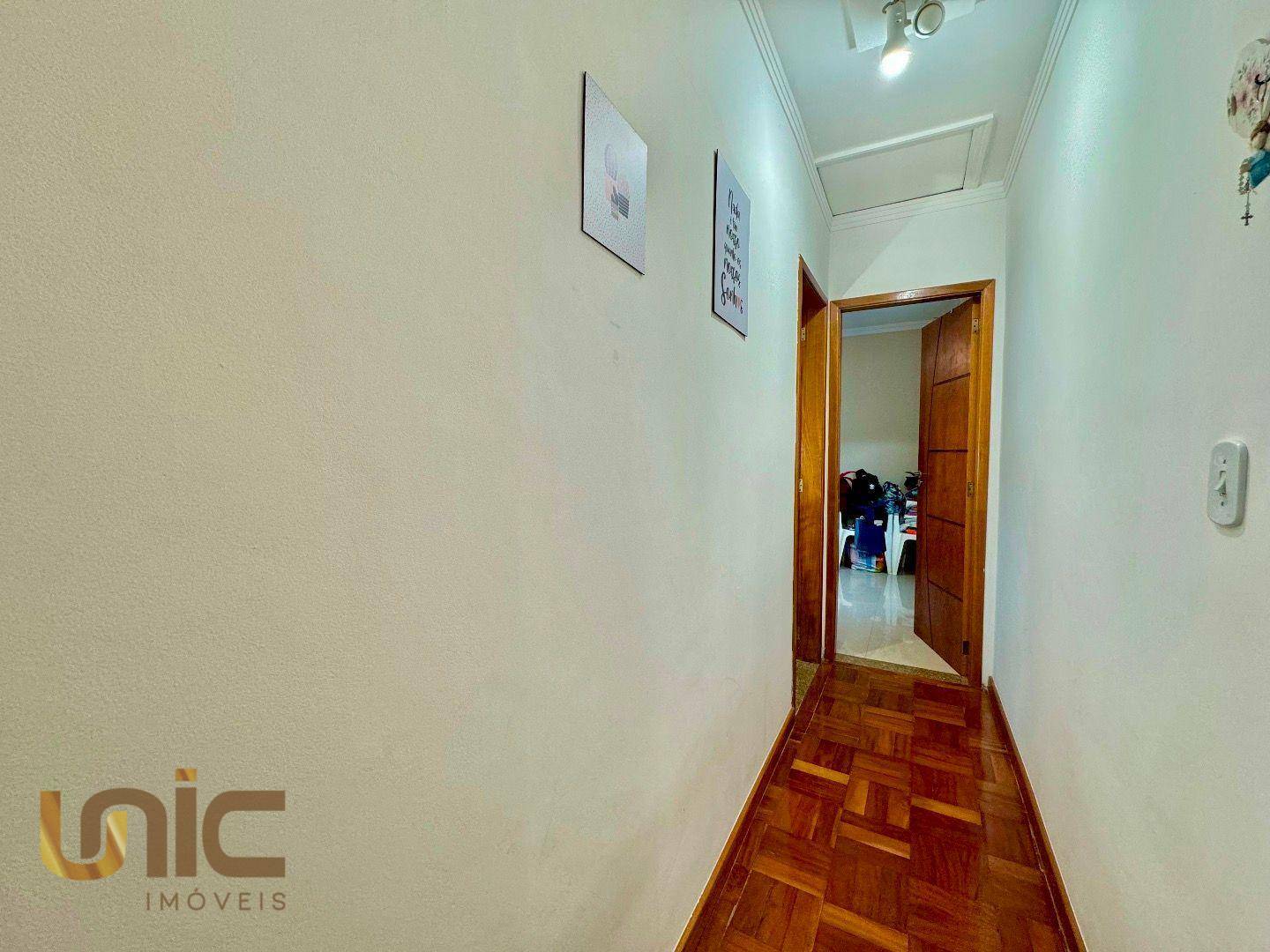 Casa à venda com 3 quartos, 186m² - Foto 35