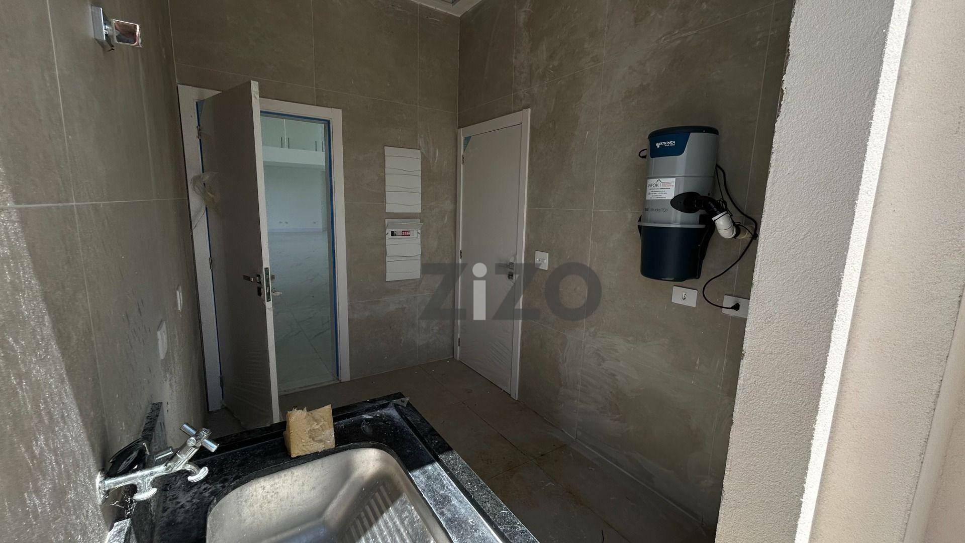 Casa de Condomínio à venda com 4 quartos, 700m² - Foto 2