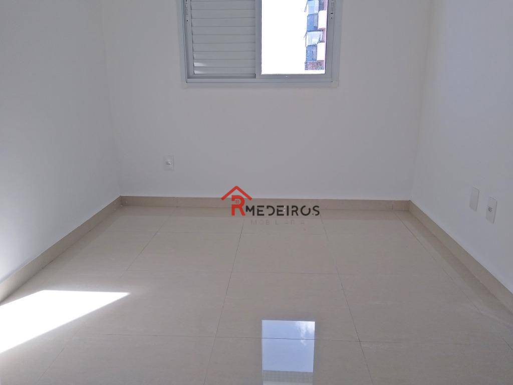 Apartamento à venda com 3 quartos, 123m² - Foto 15