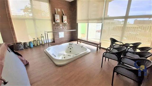 Apartamento à venda com 4 quartos, 212m² - Foto 1