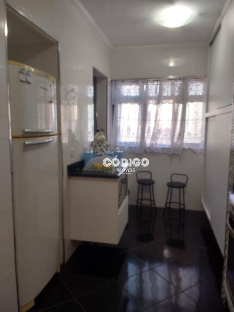 Apartamento à venda com 3 quartos, 83m² - Foto 13