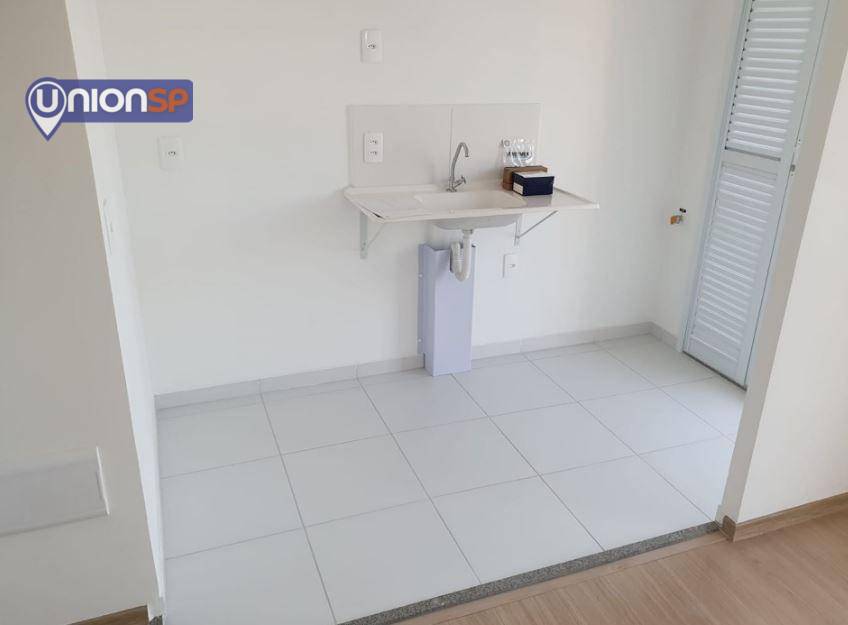 Apartamento à venda com 2 quartos, 43m² - Foto 6