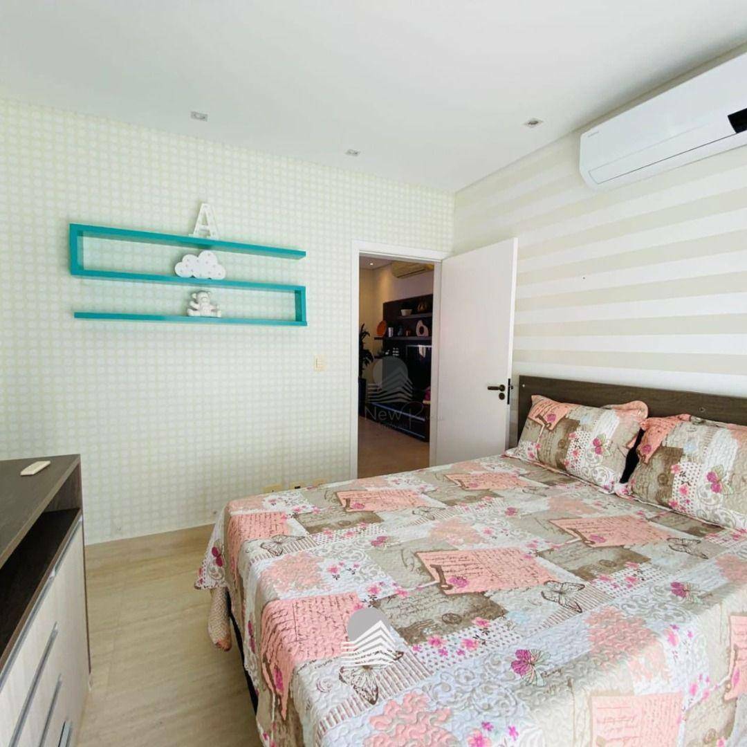 Casa de Condomínio para alugar com 5 quartos, 340m² - Foto 15