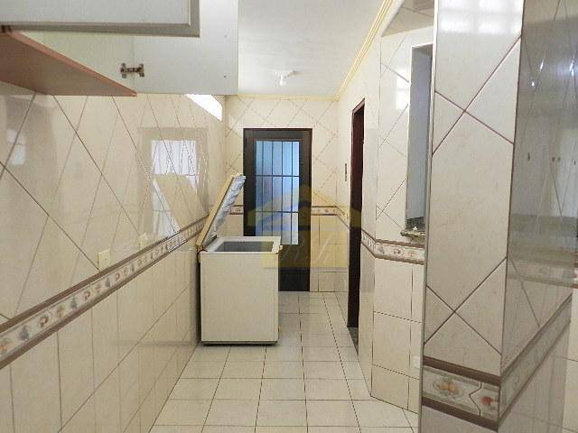 Sobrado à venda com 3 quartos, 277m² - Foto 18