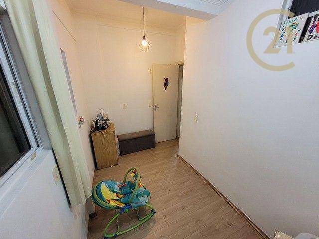 Apartamento à venda com 2 quartos, 70m² - Foto 8