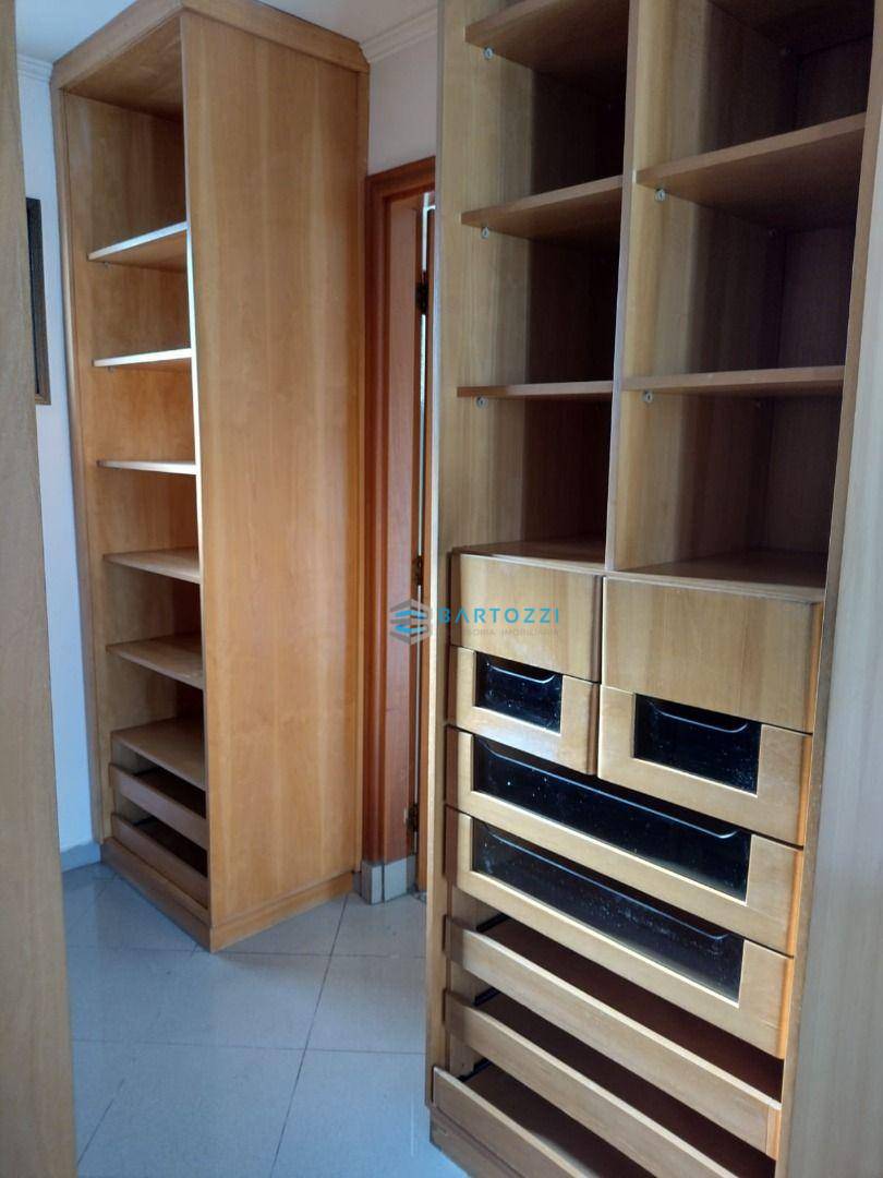 Apartamento à venda com 4 quartos, 135m² - Foto 21