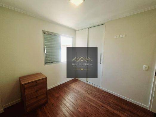 Apartamento para alugar com 2 quartos, 65m² - Foto 9