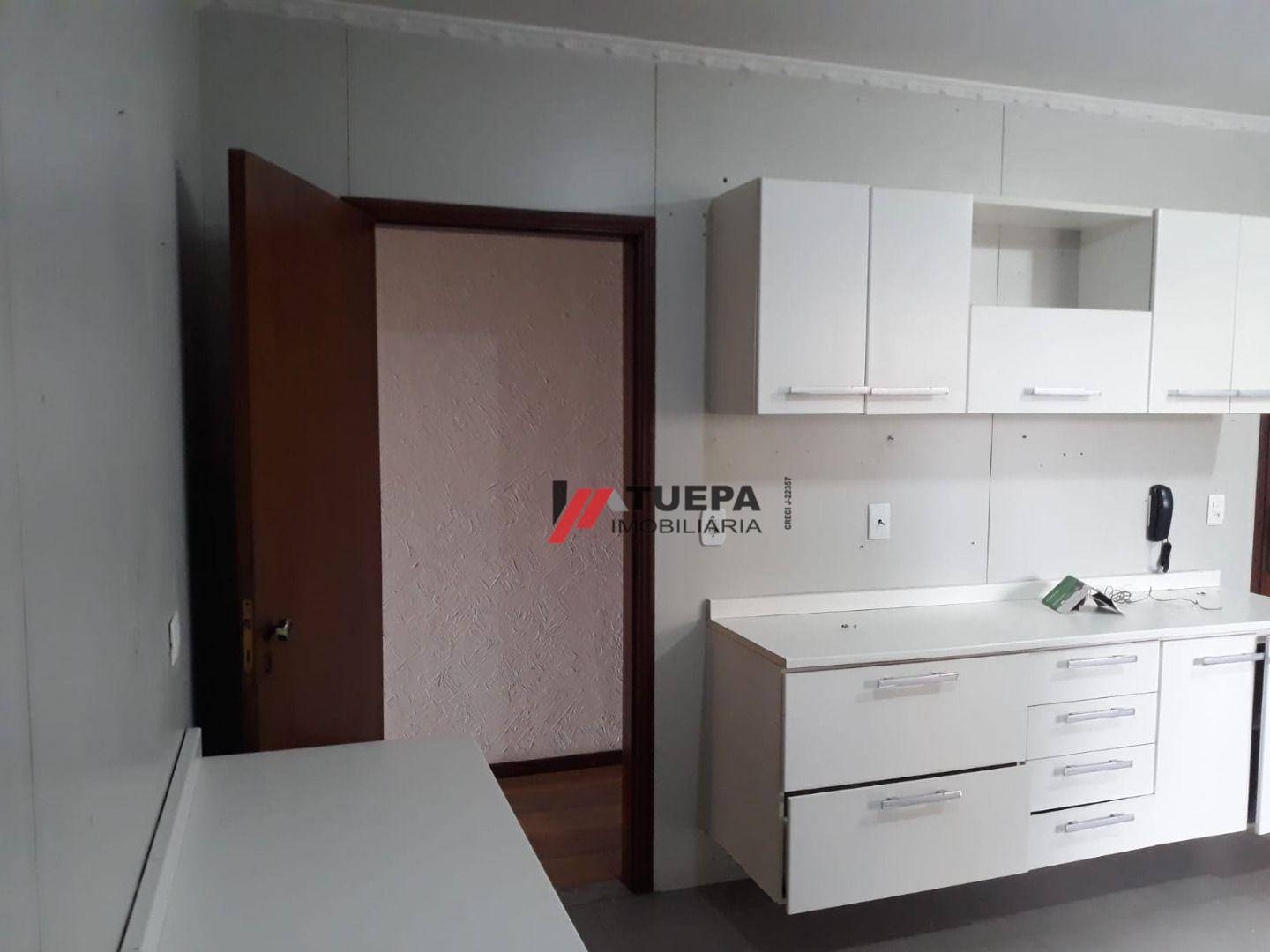 Apartamento à venda com 3 quartos, 135m² - Foto 27