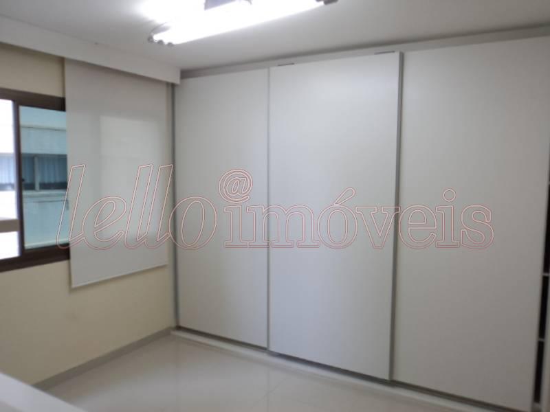 Apartamento para alugar com 4 quartos, 440m² - Foto 7