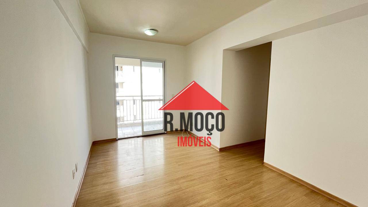 Apartamento para alugar com 3 quartos, 70m² - Foto 6