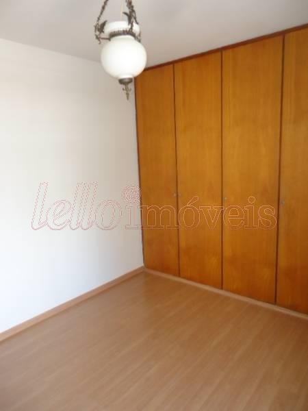 Apartamento para alugar com 2 quartos, 130m² - Foto 8