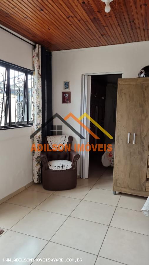 Casa à venda com 2 quartos, 250m² - Foto 2