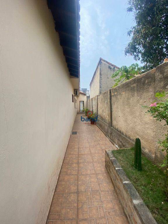 Casa à venda e aluguel com 2 quartos, 180m² - Foto 12