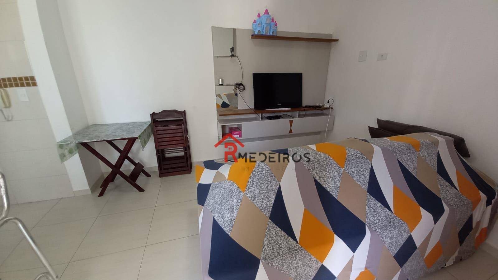 Apartamento à venda com 1 quarto, 60m² - Foto 2