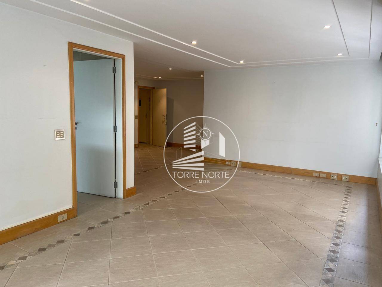 Apartamento à venda com 3 quartos, 189m² - Foto 15