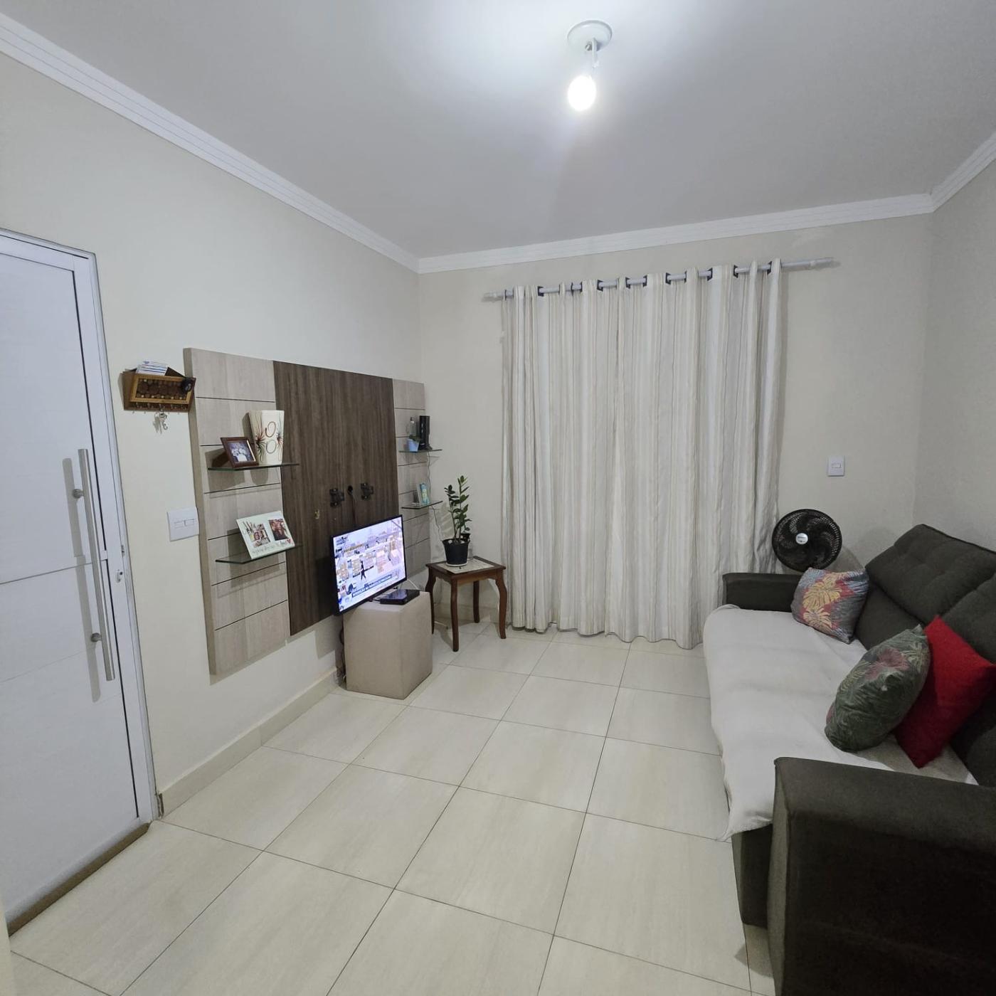 Casa à venda com 3 quartos, 1m² - Foto 3