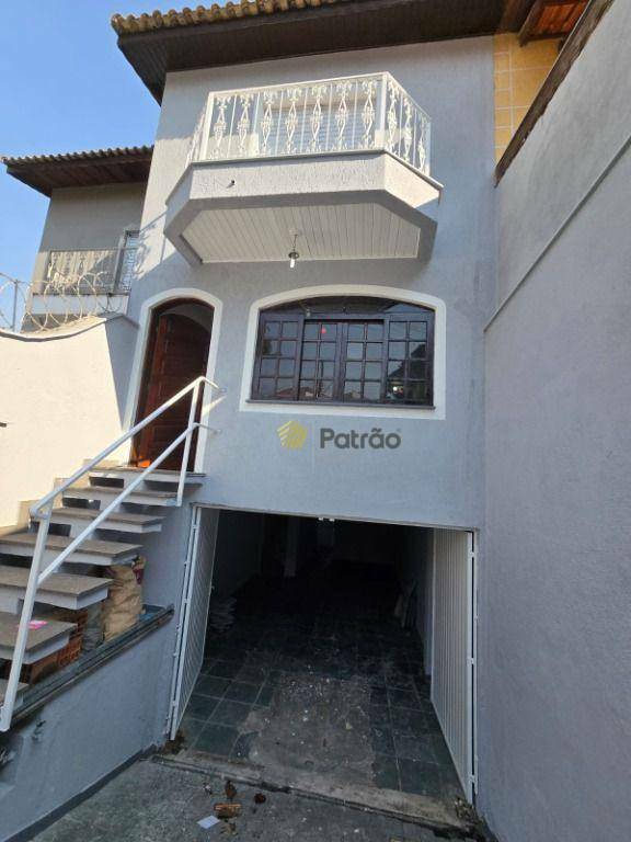 Sobrado à venda com 2 quartos, 174m² - Foto 47