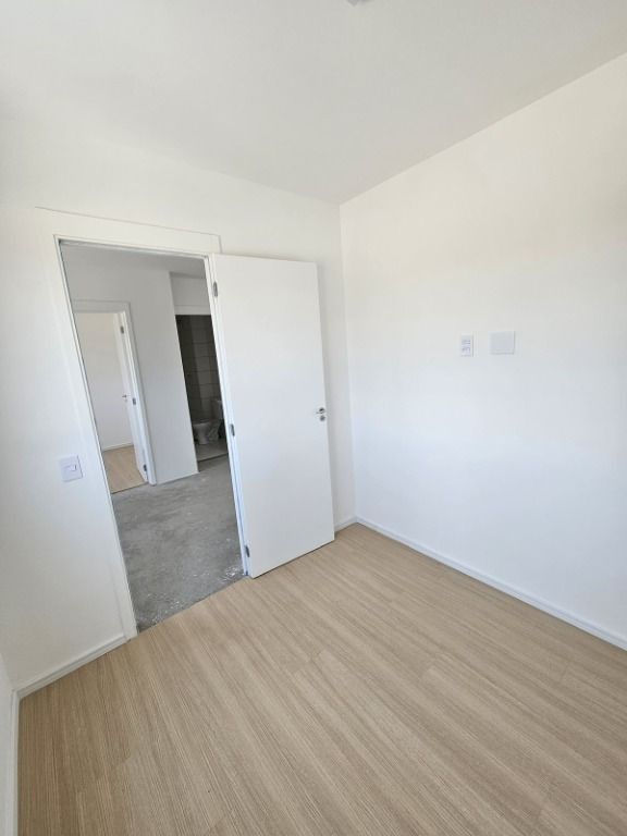 Apartamento à venda com 2 quartos, 37m² - Foto 8