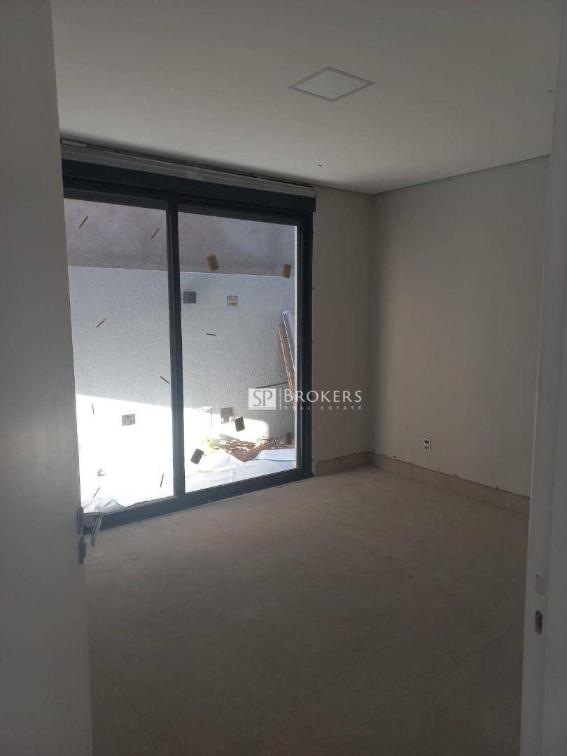 Casa de Condomínio à venda com 3 quartos, 300m² - Foto 4