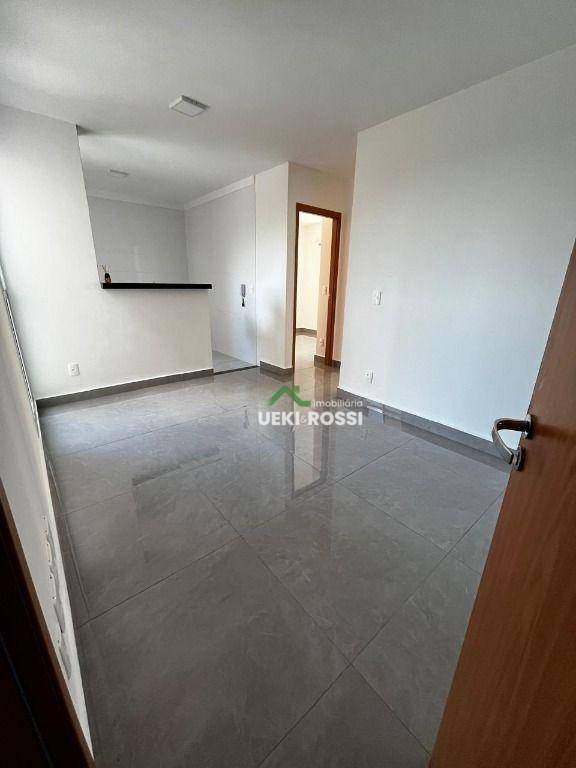 Apartamento à venda com 2 quartos, 41m² - Foto 7