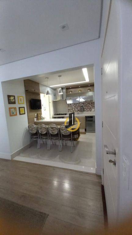 Apartamento à venda com 3 quartos, 106m² - Foto 6