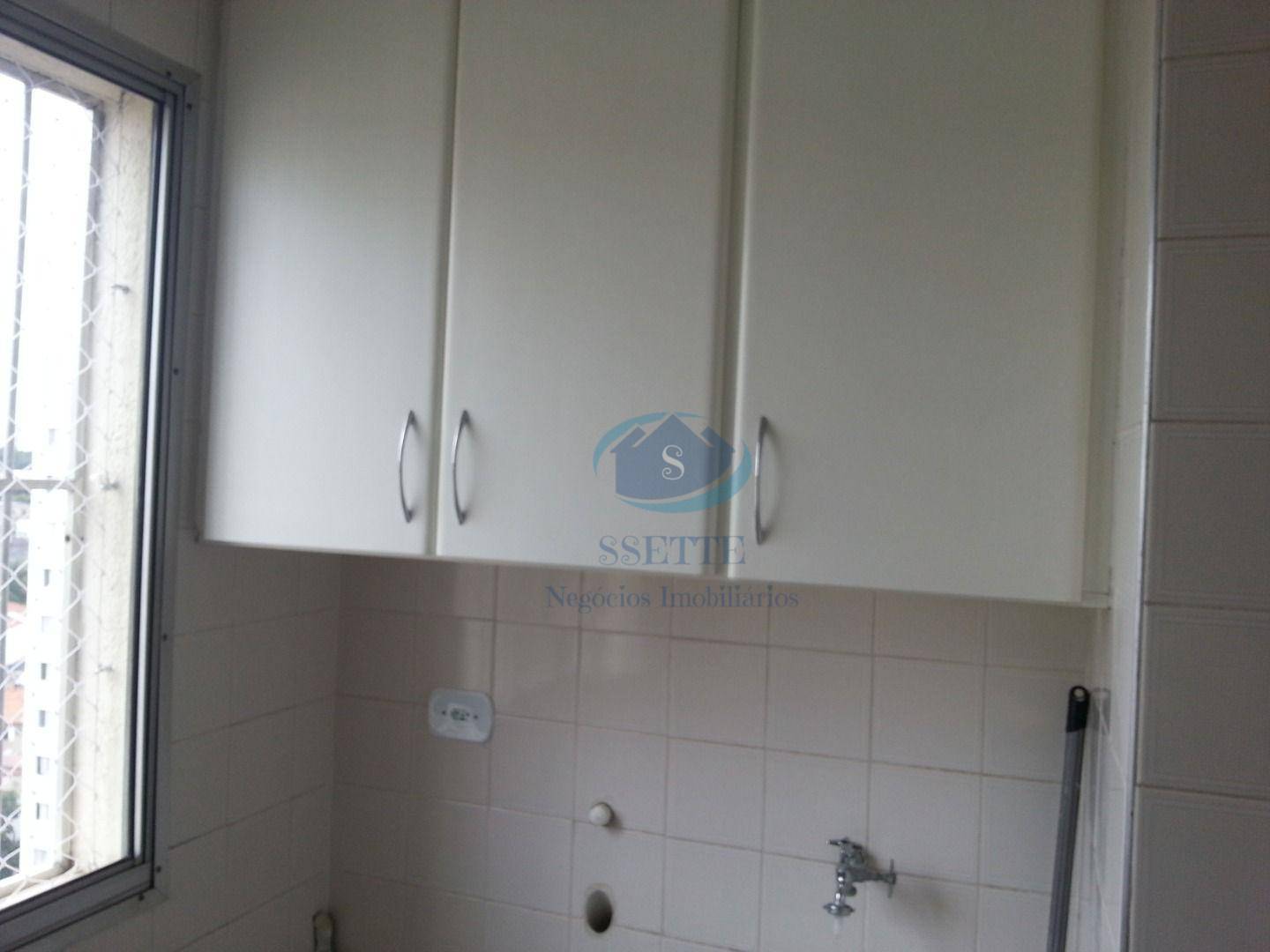 Apartamento à venda com 2 quartos, 60m² - Foto 12