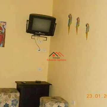 Casa à venda com 6 quartos, 198m² - Foto 3