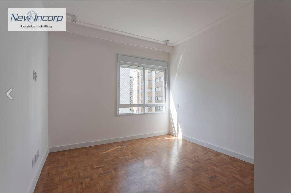 Apartamento à venda com 3 quartos, 225m² - Foto 4