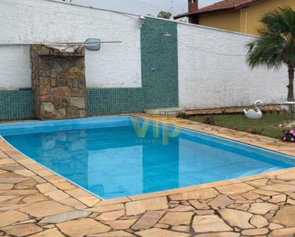 Casa à venda com 4 quartos, 269m² - Foto 2