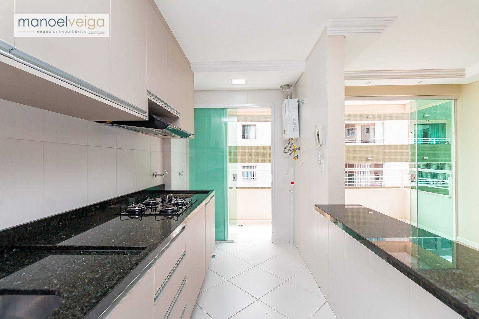 Apartamento para alugar com 3 quartos, 121m² - Foto 8