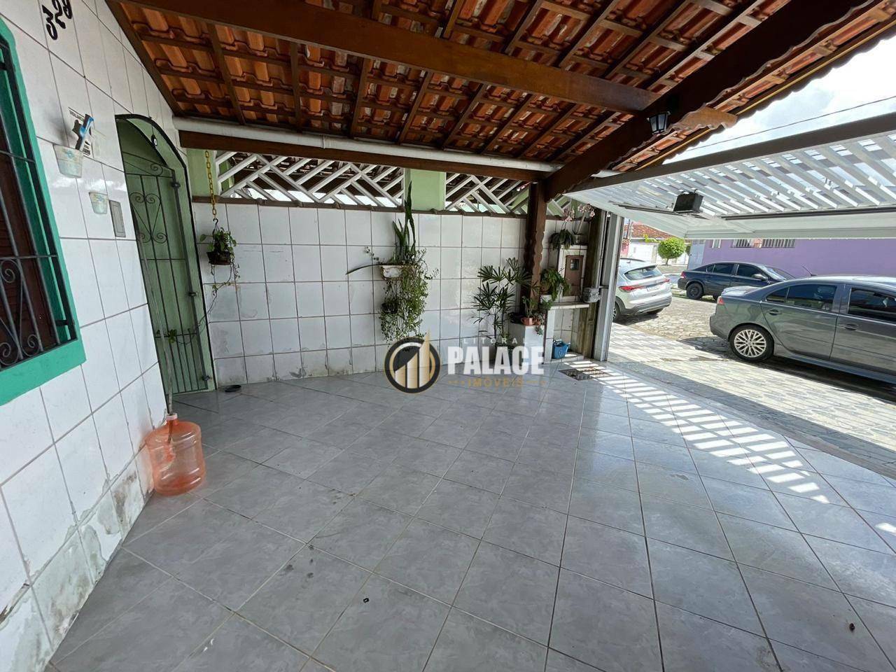 Casa à venda com 2 quartos, 70m² - Foto 3