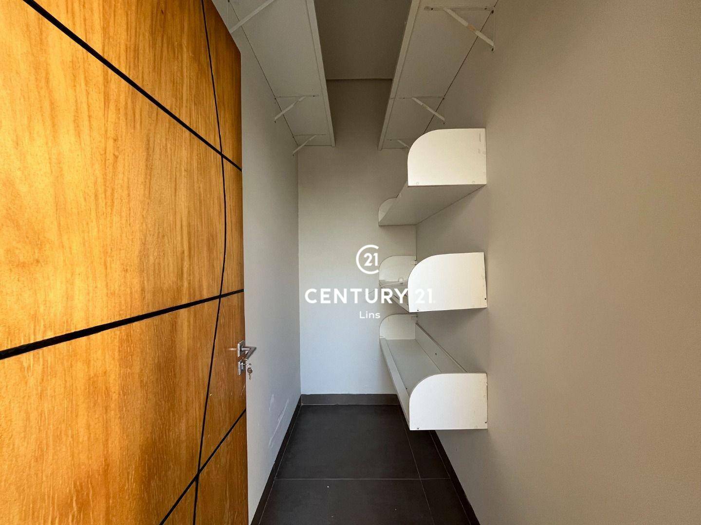 Casa para alugar com 3 quartos, 300M2 - Foto 18
