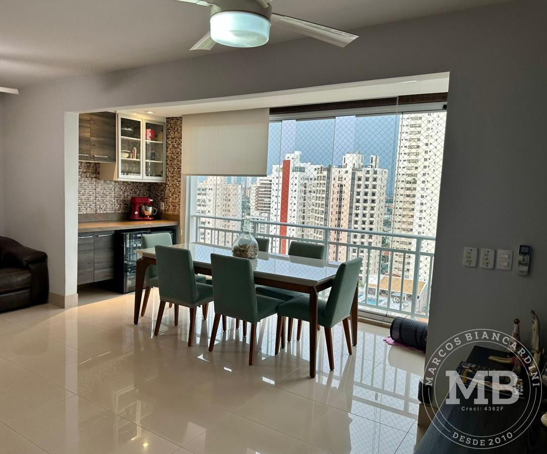 Apartamento à venda com 3 quartos, 117m² - Foto 6