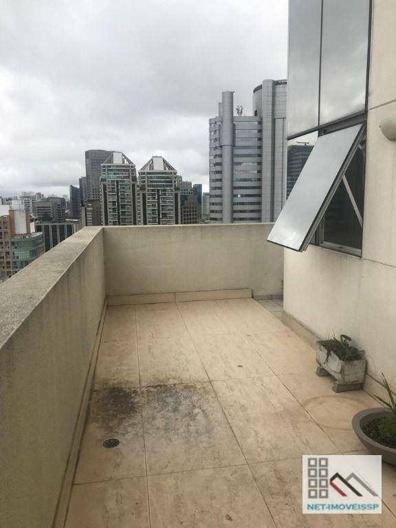 Apartamento à venda com 2 quartos, 131m² - Foto 30