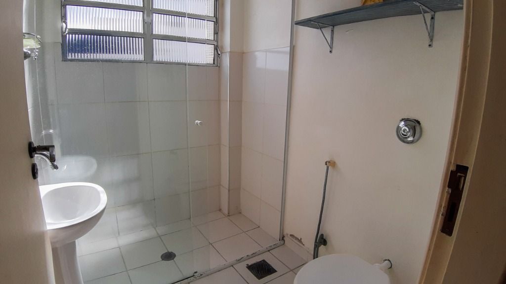 Apartamento à venda com 2 quartos, 80m² - Foto 9