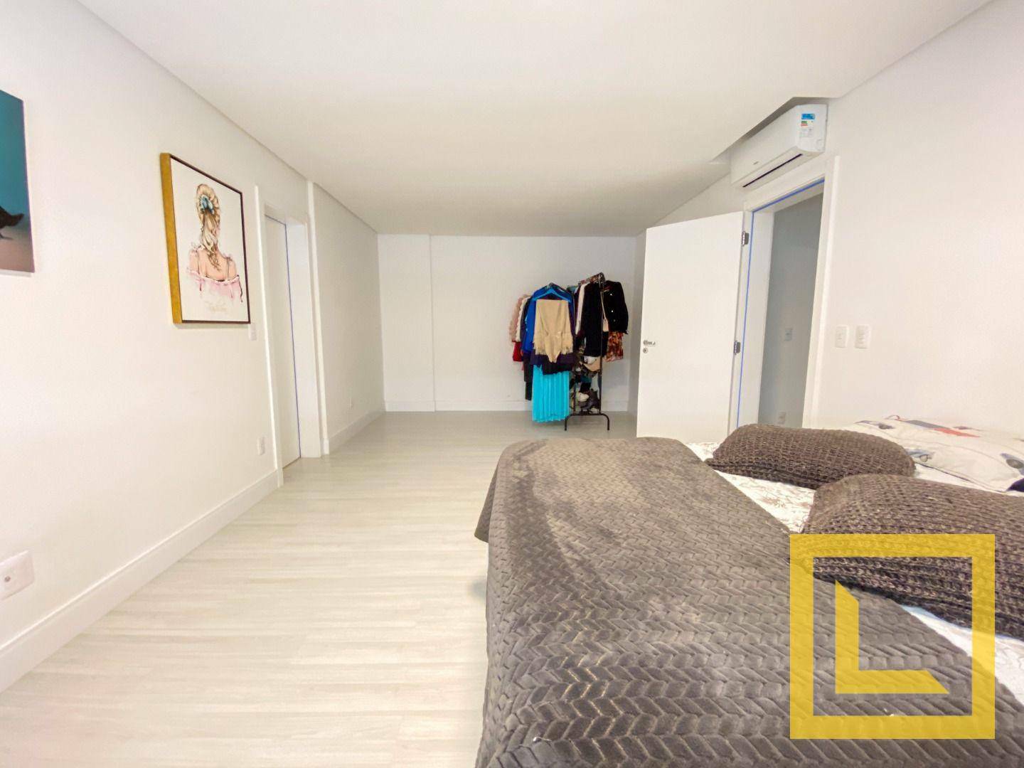 Apartamento à venda com 3 quartos, 193m² - Foto 14