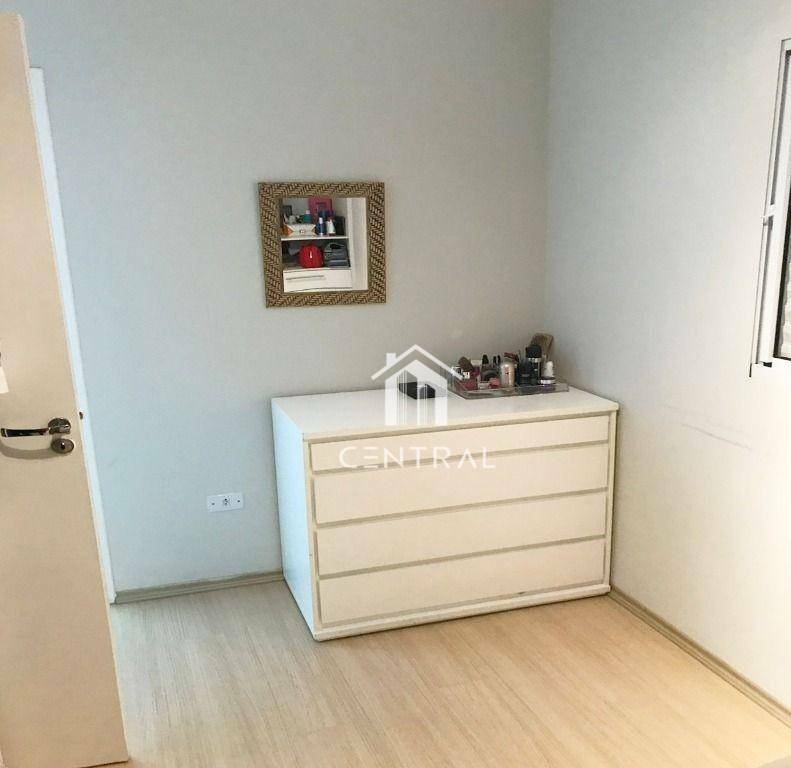 Sobrado à venda com 3 quartos, 239m² - Foto 6