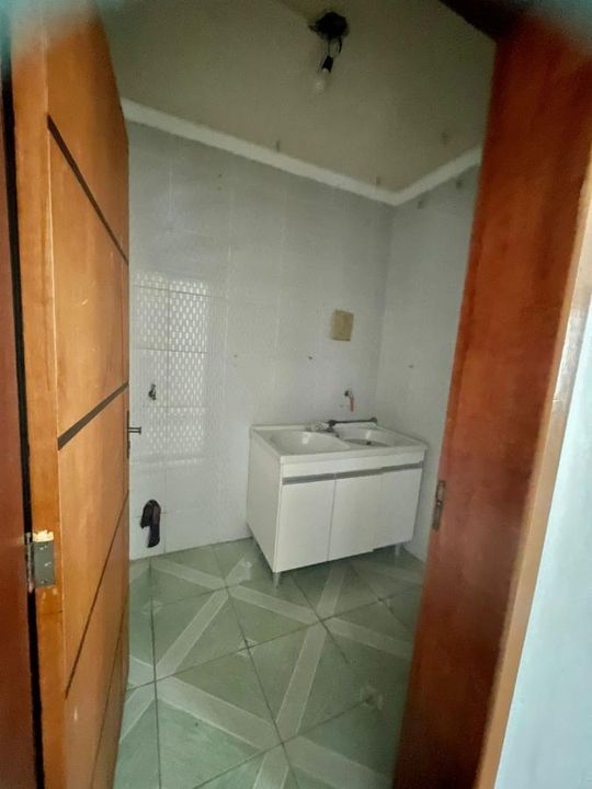 Casa à venda com 4 quartos, 190m² - Foto 27