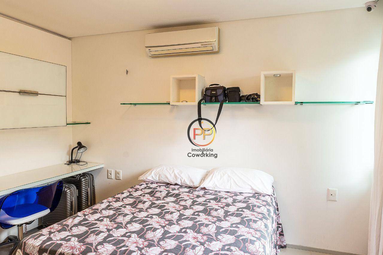 Casa de Condomínio à venda com 4 quartos, 300m² - Foto 9