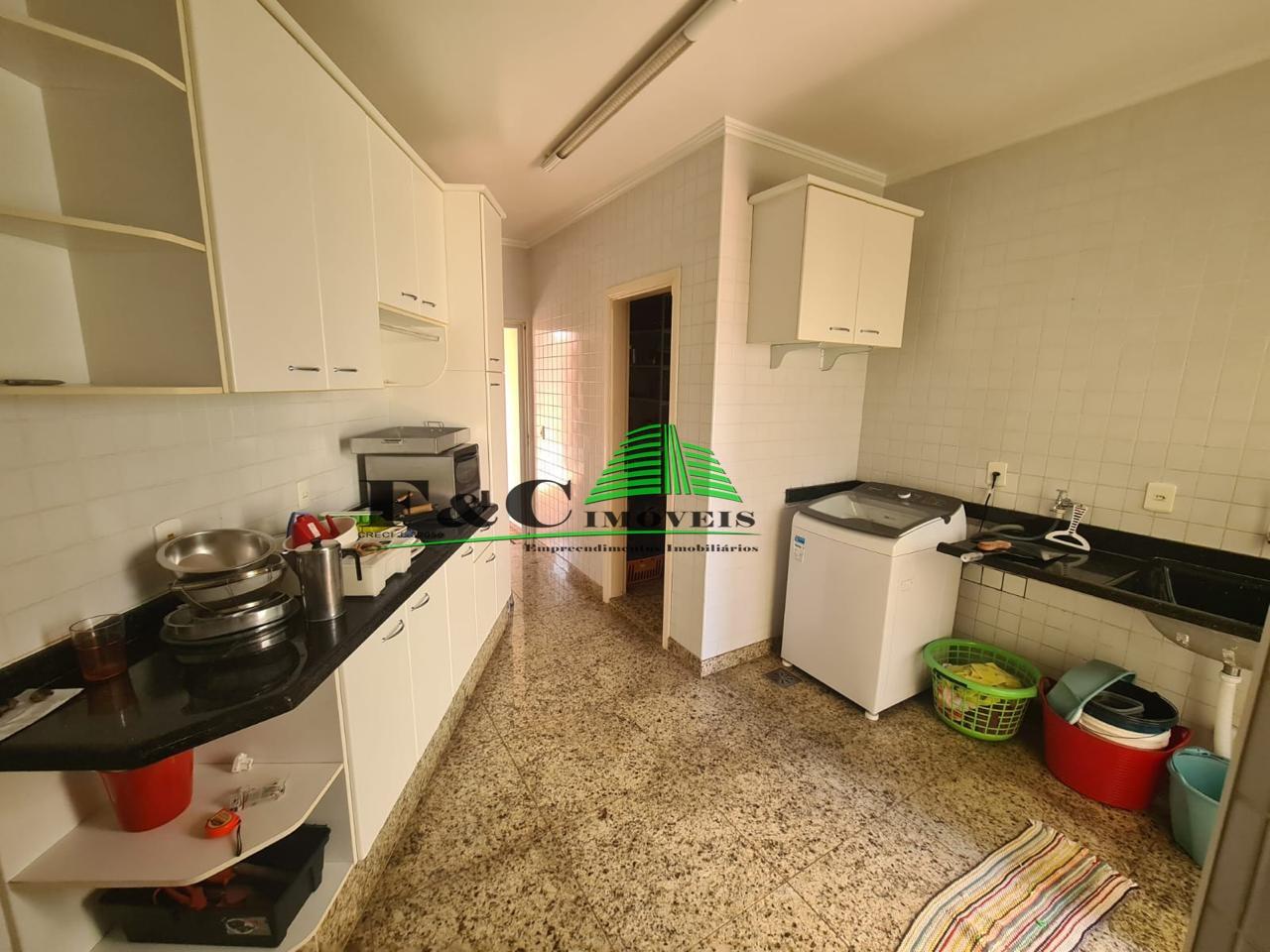 Casa à venda com 3 quartos, 780m² - Foto 42