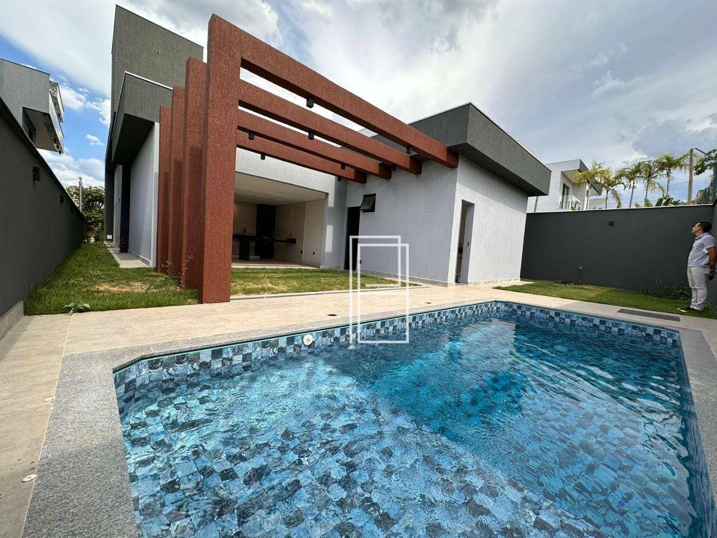 Casa de Condomínio à venda com 3 quartos, 217m² - Foto 3